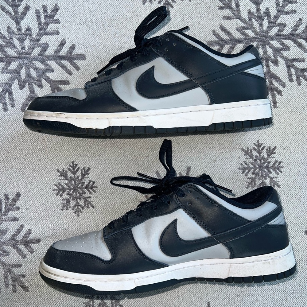 Nike Dunk Low Georgetown + Crease Protectors - Picture 2 of 4